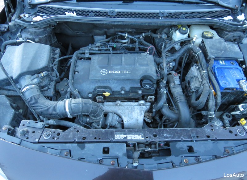 Opel Astra 1.4 AT, 2014, 2250000 км