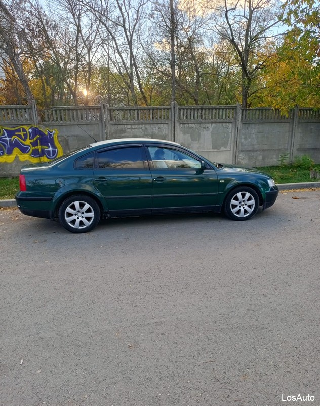 Volkswagen Passat 1.8 MT, 1998, 392000 км