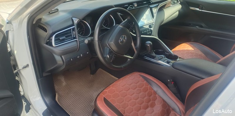 Toyota Camry 2.5 AT, 2020, 97000 км