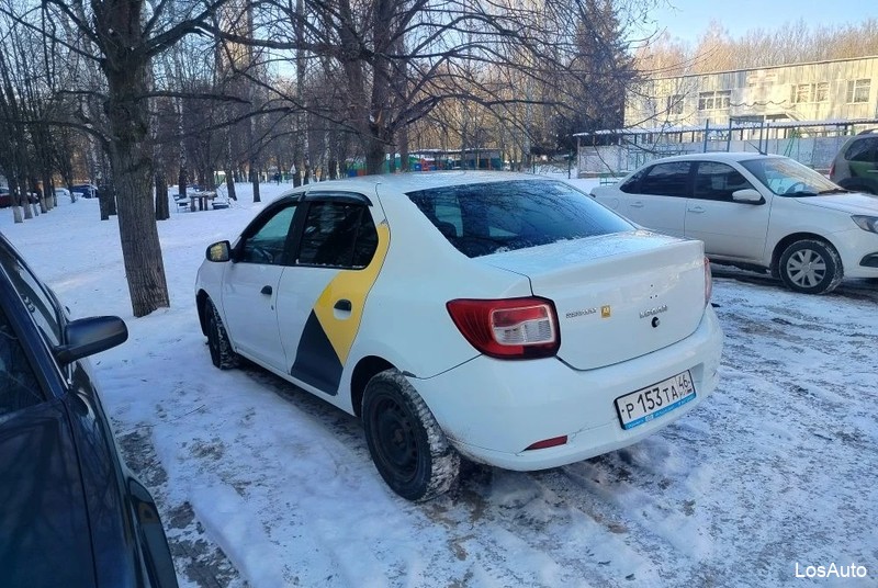 Renault Logan 1.6 MT, 2018, 400 км