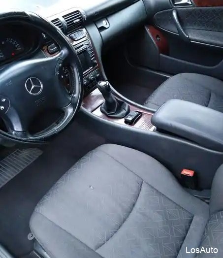 Mercedes-Benz C-Класс 2.0 MT, 2000, 330000 км