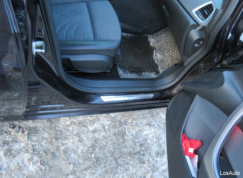Opel Astra 1.4 AT, 2014, 2250000 км