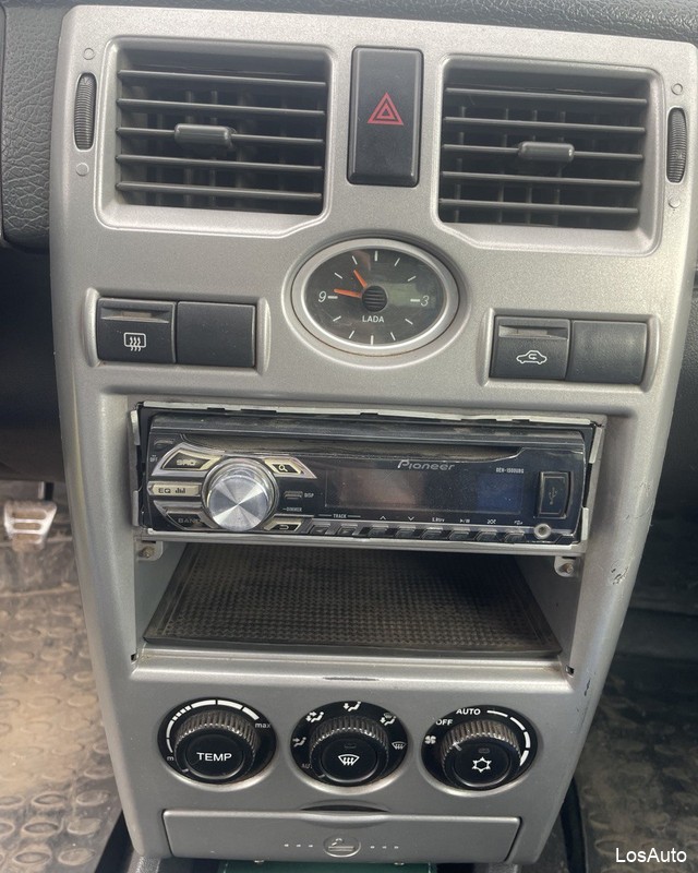 LADA (ВАЗ) Priora 1.6 MT, 2012, 165000 км