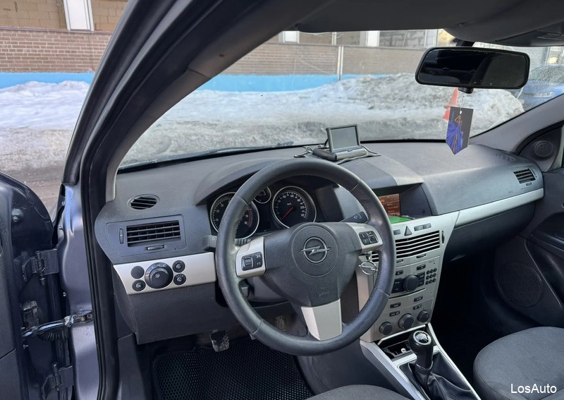 Opel Astra 1.6 MT, 2007, 2500000 км