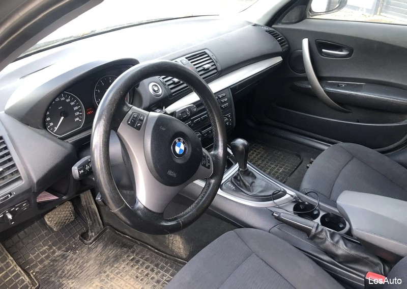 BMW 1 серии 2.0 AT, 2004, 300000 км