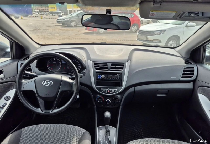 Hyundai Solaris 1.4 AT, 2013, 210999 км