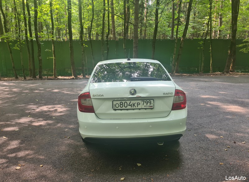 Skoda Rapid 1.6 AT, 2017, 324369 км