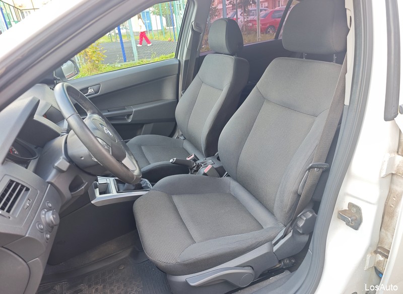 Opel Astra 1.6 MT, 2013, 213000 км