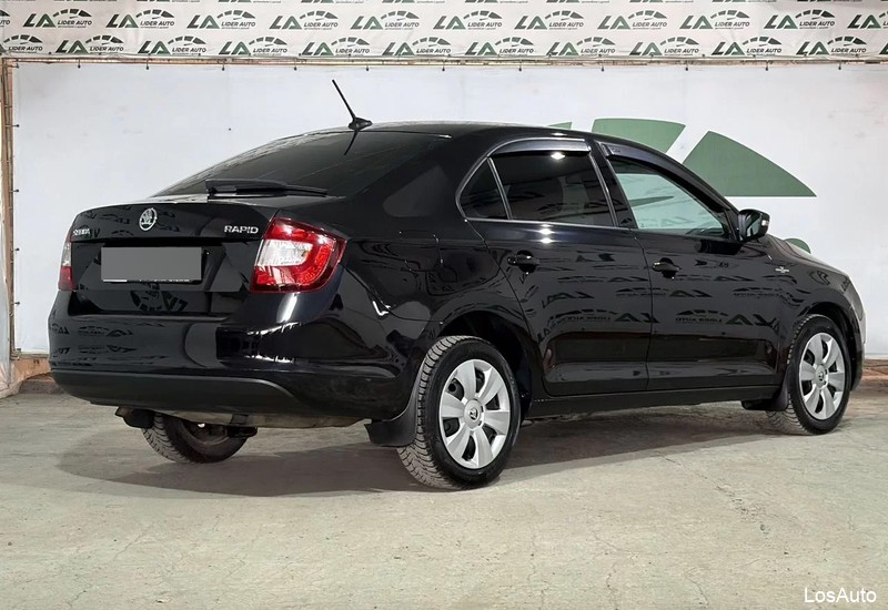 Skoda Rapid 1.6 AT, 2019, 121365 км