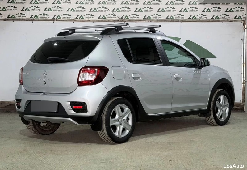 Renault Sandero Stepway 1.6 MT, 2018, 84294 км