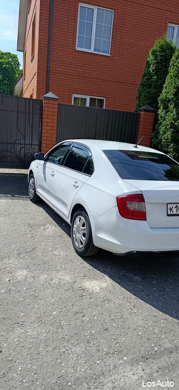 Skoda Rapid 1.6 AT, 2017, 169 450 км