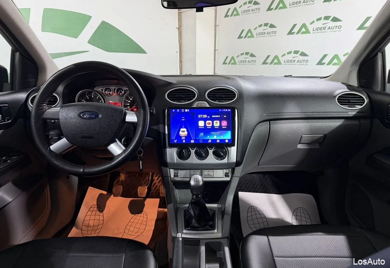 Ford Focus 1.8 MT, 2010, 98162 км
