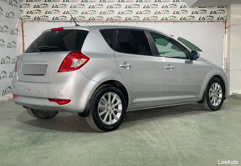 Kia Ceed 1.6 MT, 2010, 138246 км