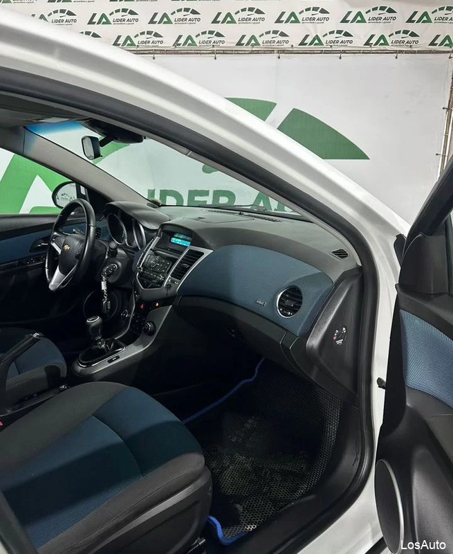 Chevrolet Cruze 1.8 MT, 2012, 138236 км