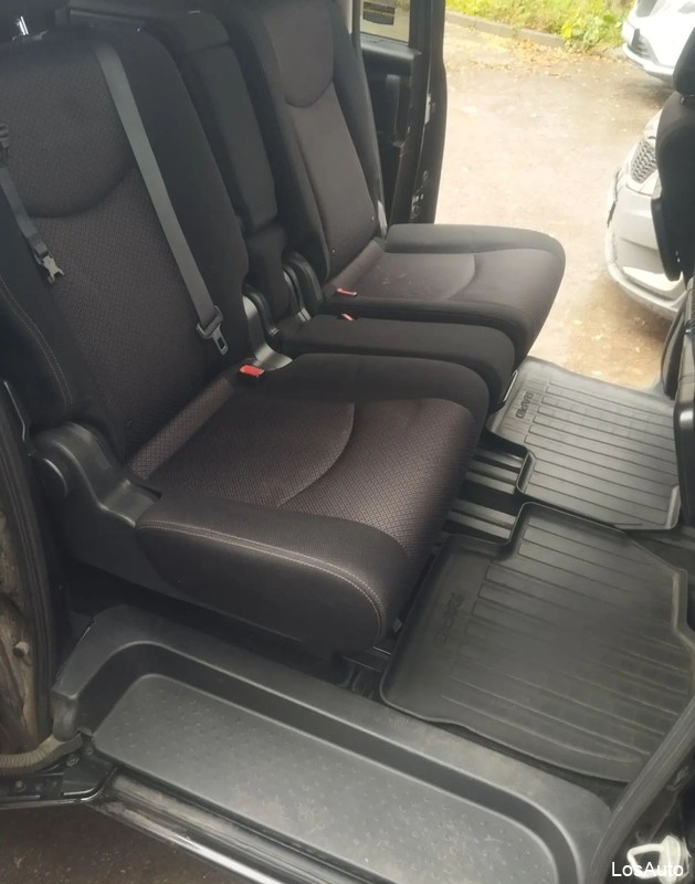 Nissan Serena 2.0 CVT, 2013, 131145 км