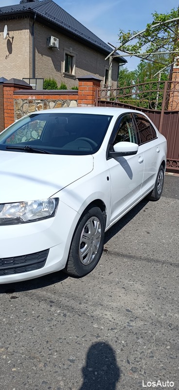 Skoda Rapid 1.6 AT, 2017, 169 450 км