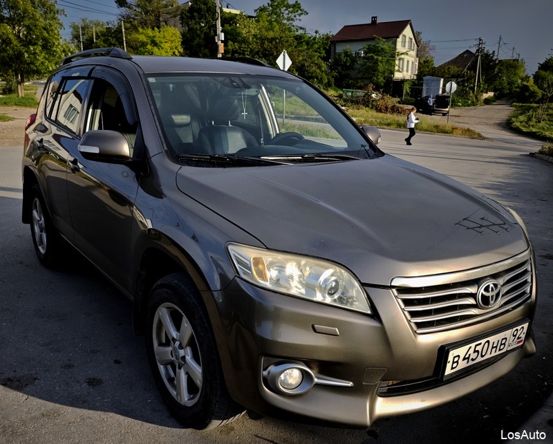 Toyota RAV4 2.0 CVT, 2010, 270000 км