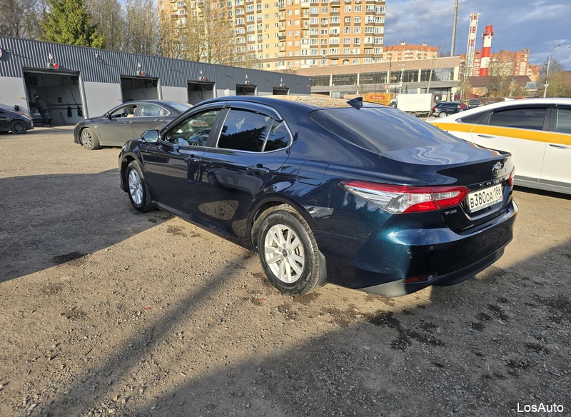Toyota Camry 2.5AT, 2020, 82000 км