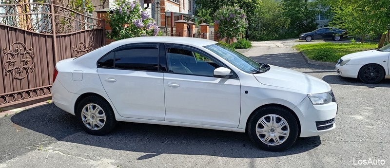 Skoda Rapid 1.6 AT, 2017, 169 450 км