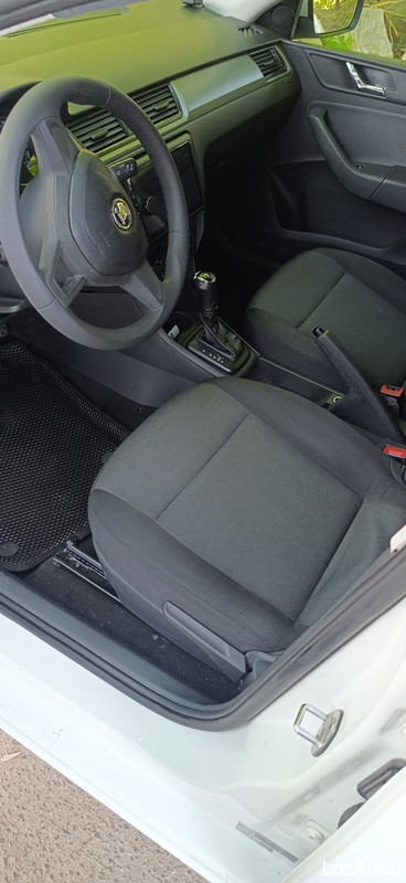Skoda Rapid 1.6 AT, 2017, 169 450 км
