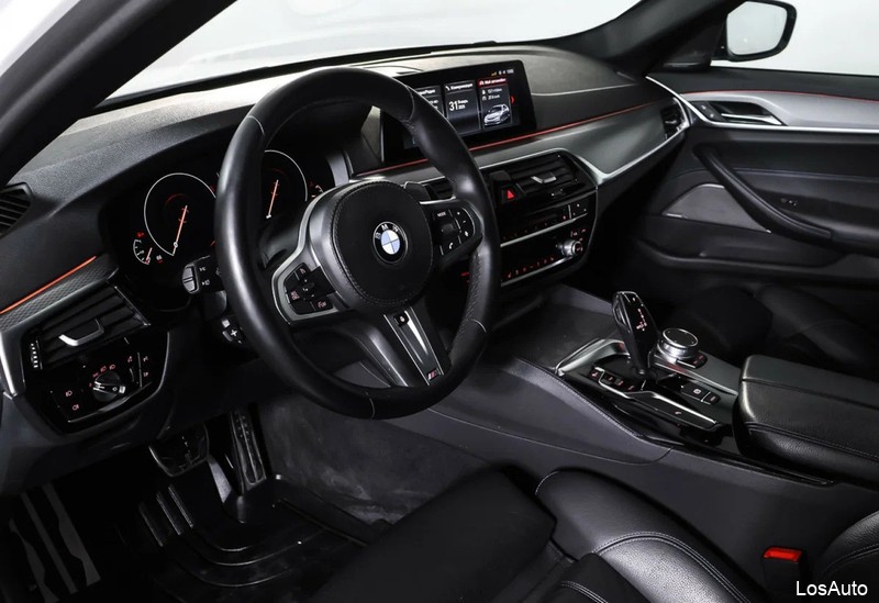 BMW 5 серии 2.0 AT, 2019, 108000 км