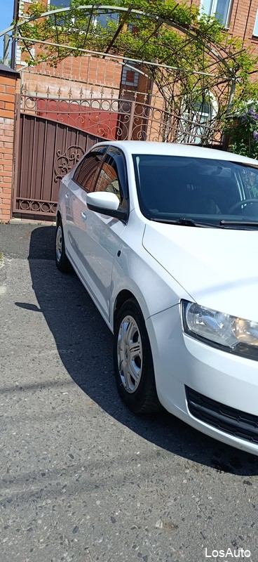Skoda Rapid 1.6 AT, 2017, 169 450 км