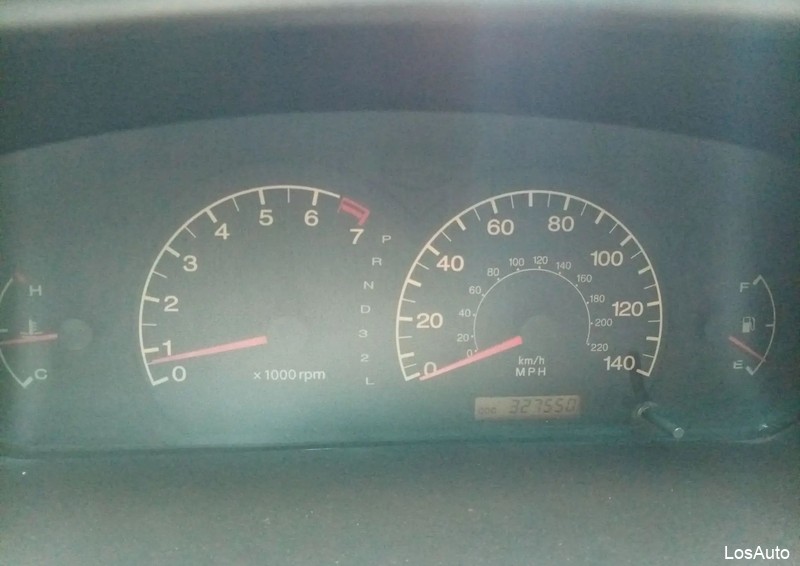 Hyundai Elantra 2.0 AT, 2002, 327550 км