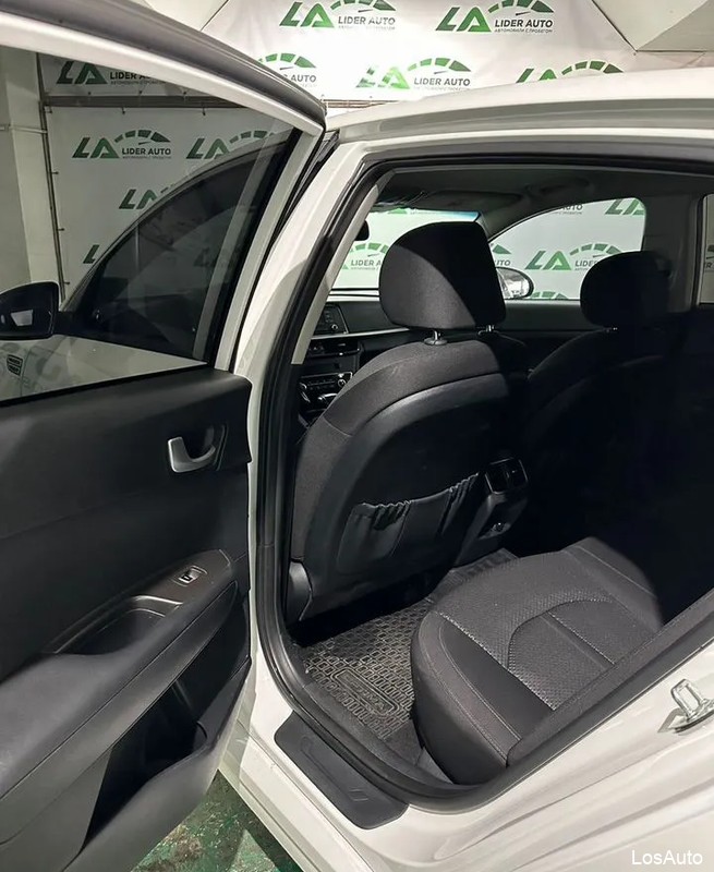 Kia Optima 2.0 AT, 2018, 143492 км