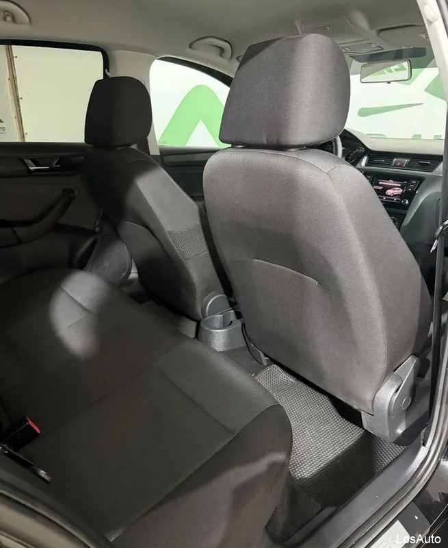 Skoda Rapid 1.6 AT, 2019, 121365 км