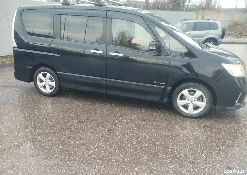 Nissan Serena 2.0 CVT, 2013, 131145 км