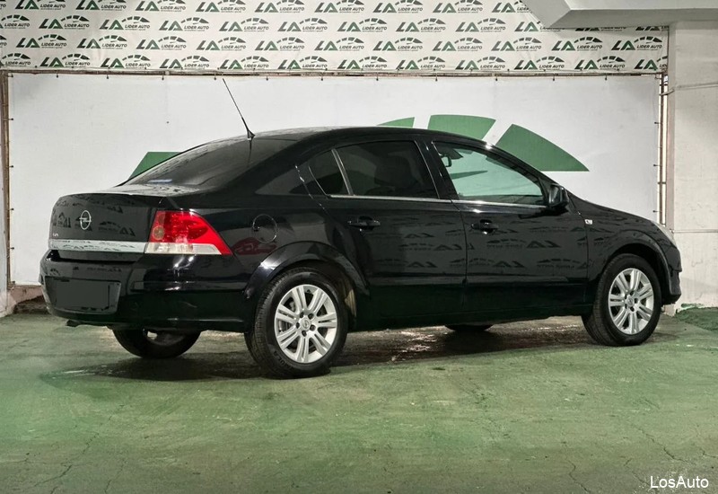Opel Astra 1.6 MT, 2011, 93129 км