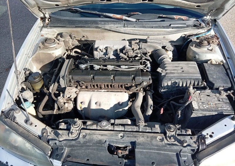 Hyundai Elantra 2.0 AT, 2002, 327550 км