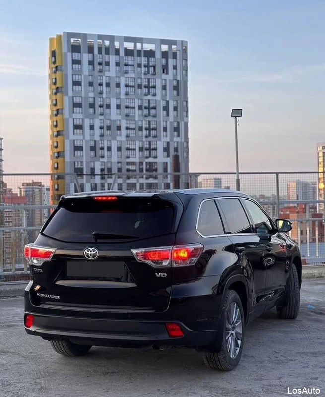 Toyota Highlander 3.5 AT, 2015, 121761 км