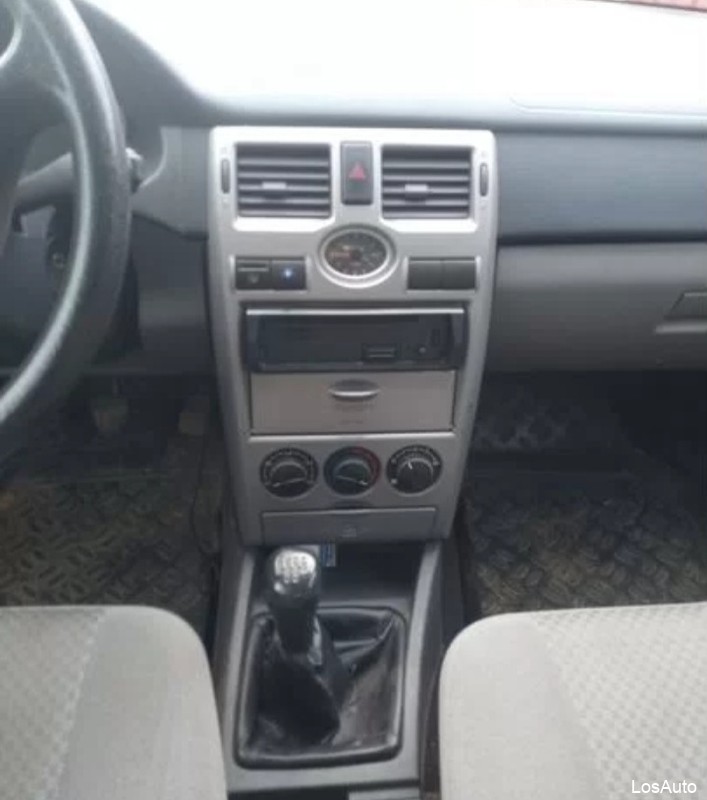 LADA (ВАЗ) Priora 98.0 MT, 2011, 212000 км