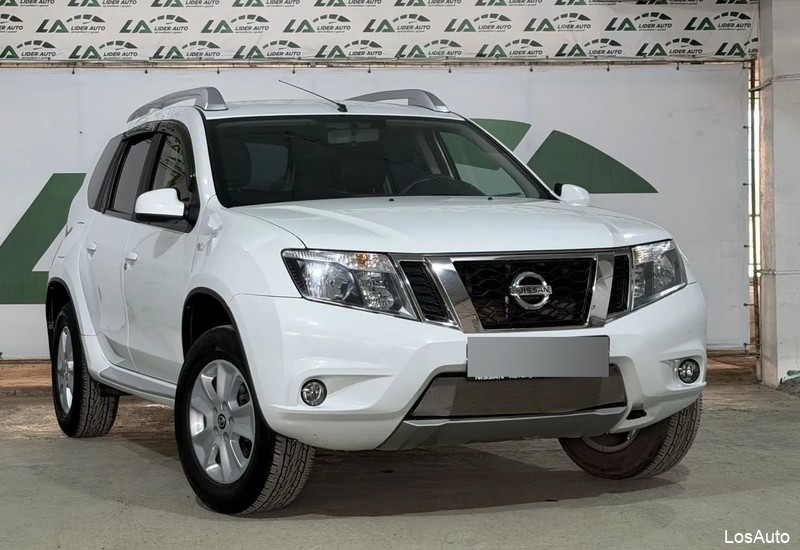 Nissan Terrano 1.6 MT, 2021, 39379 км