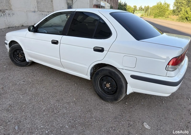 Nissan Sunny 1.3 AT, 1999, 422000 км