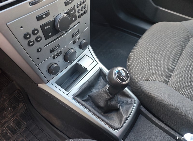Opel Astra 1.6 MT, 2013, 213000 км