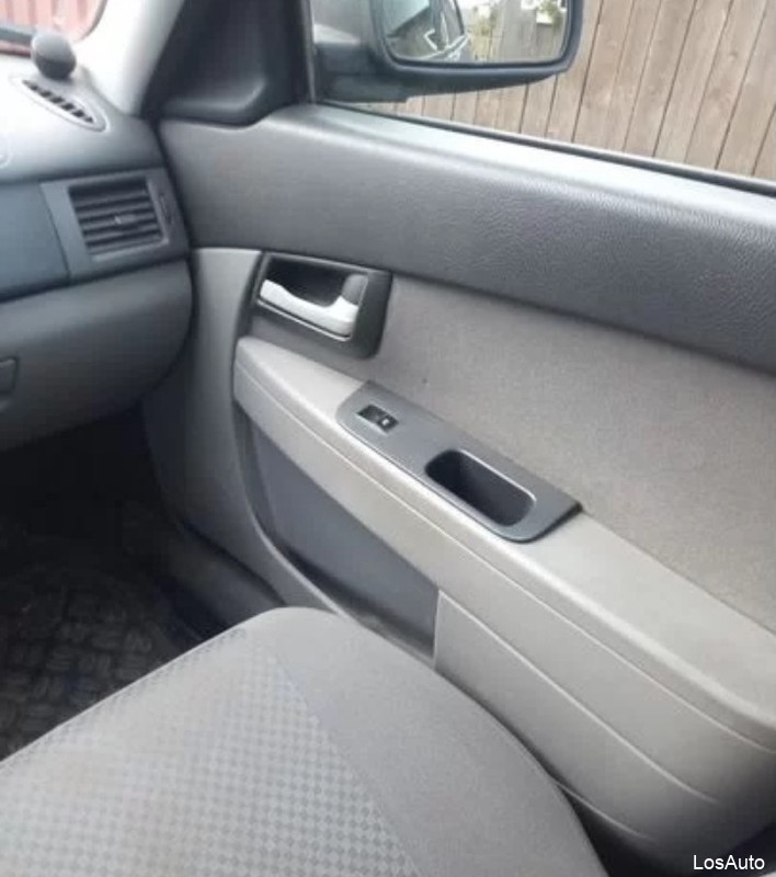 LADA (ВАЗ) Priora 98.0 MT, 2011, 212000 км