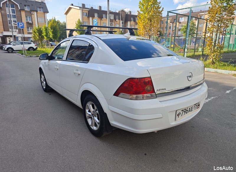 Opel Astra 1.6 MT, 2013, 213000 км