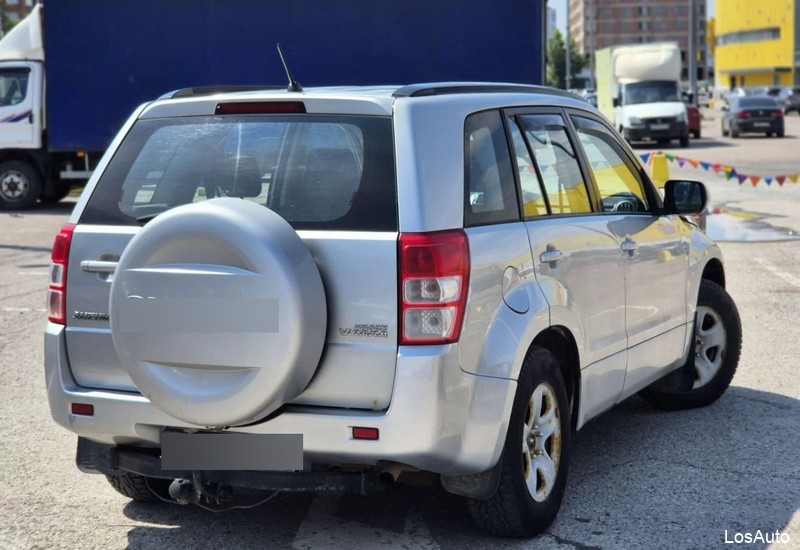 Suzuki Grand Vitara 2.0 MT, 2011, 166000 км