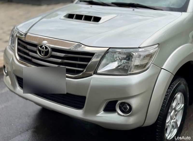 Toyota Hilux 3.0 AT, 2012, 254000 км