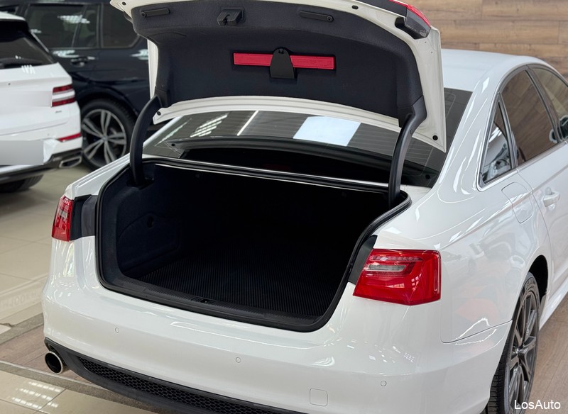 Audi A6 3.0 AMT, 2012, 220000 км