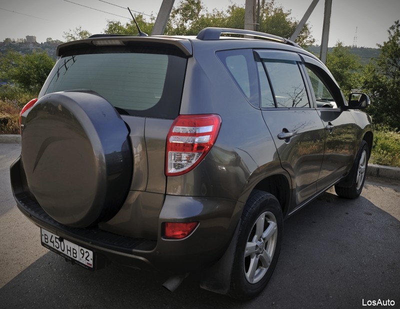 Toyota RAV4 2.0 CVT, 2010, 270000 км