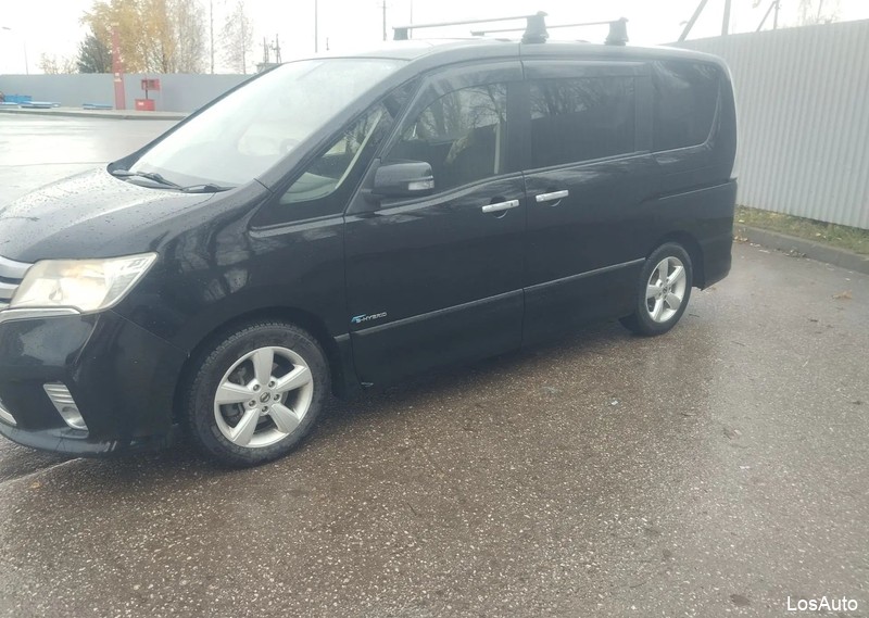 Nissan Serena 2.0 CVT, 2013, 131145 км