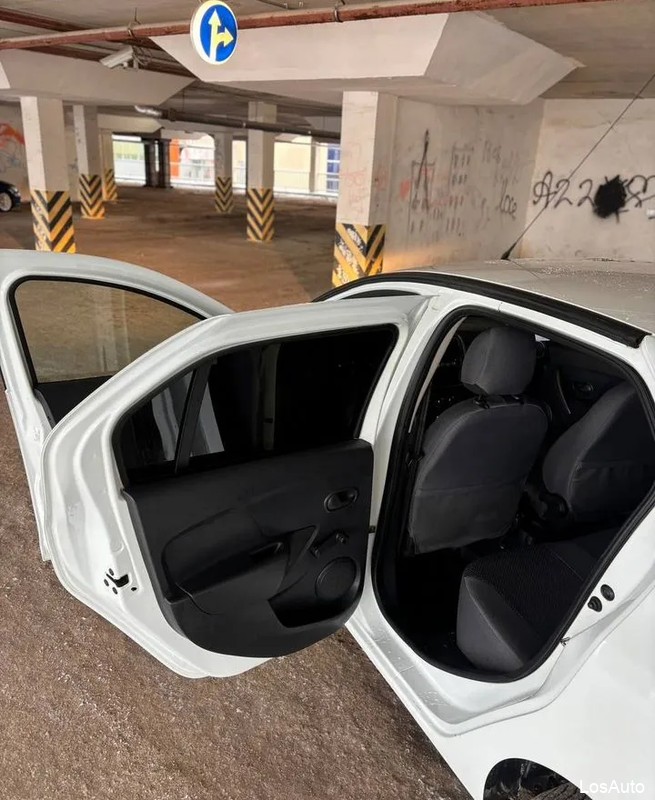 Renault Logan 1.6 MT, 2018, 121000 км