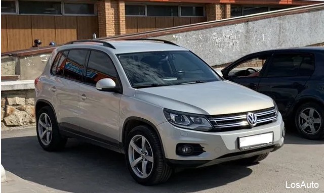 Volkswagen Tiguan 2 л., 2011, 150000 км