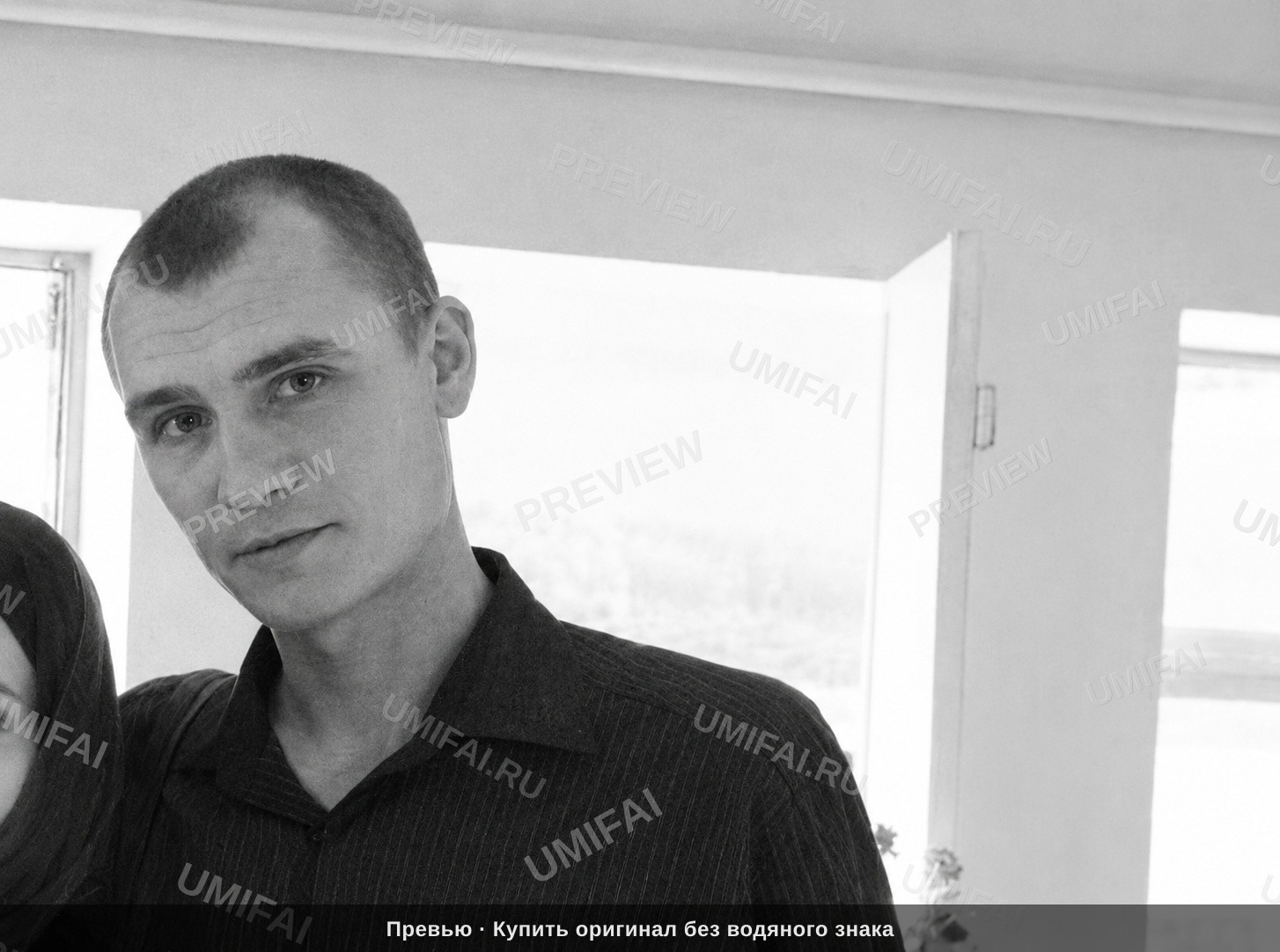 Промт для реставрации архивных черно-белых снимков и портретов