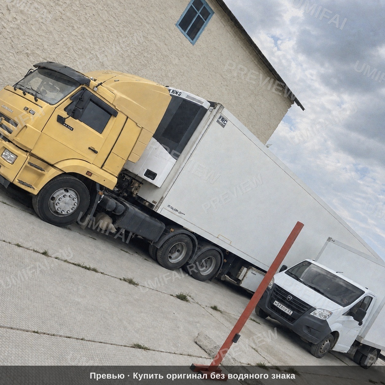 Промт для архивного восстановления портретов без колоризации