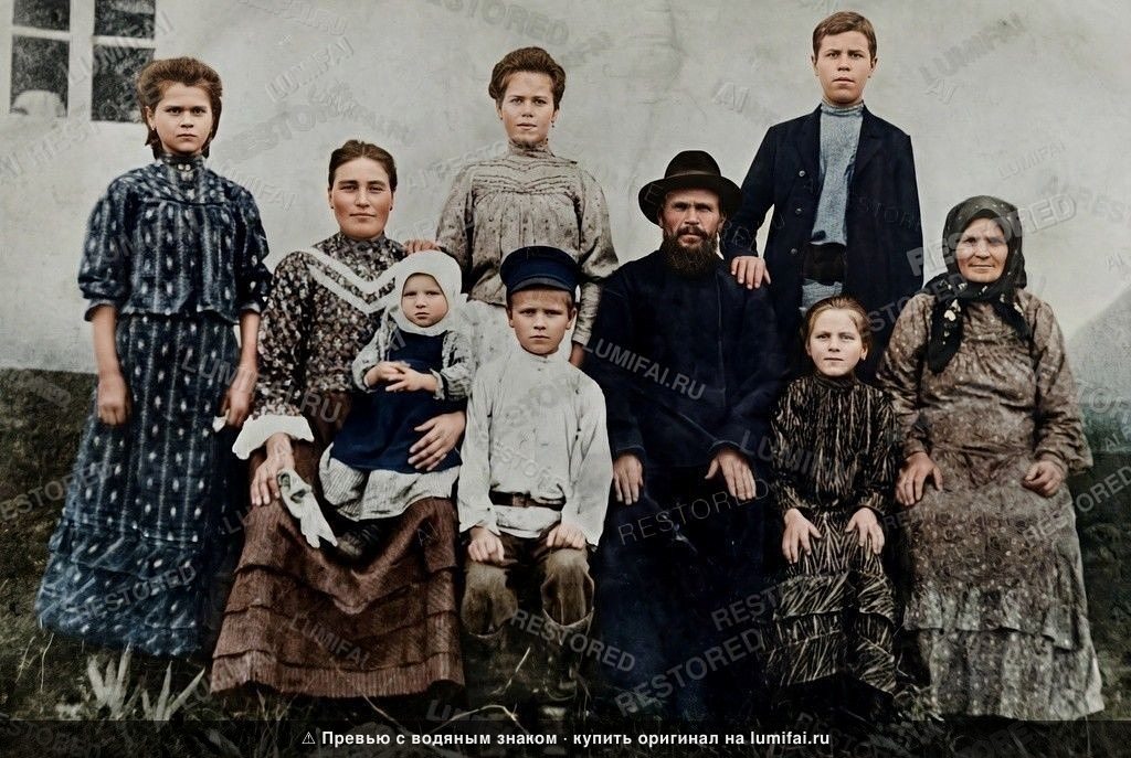 Промт для восстановления и улучшения качества старого портрета