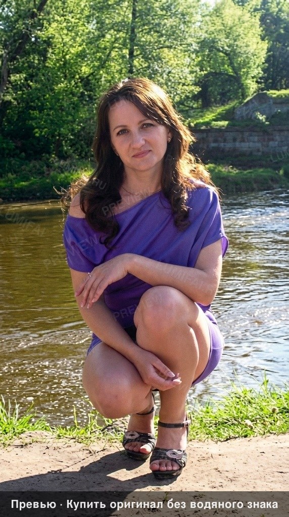 Промт для реставрации и колоризации фото в стиле пленки ТАСМА